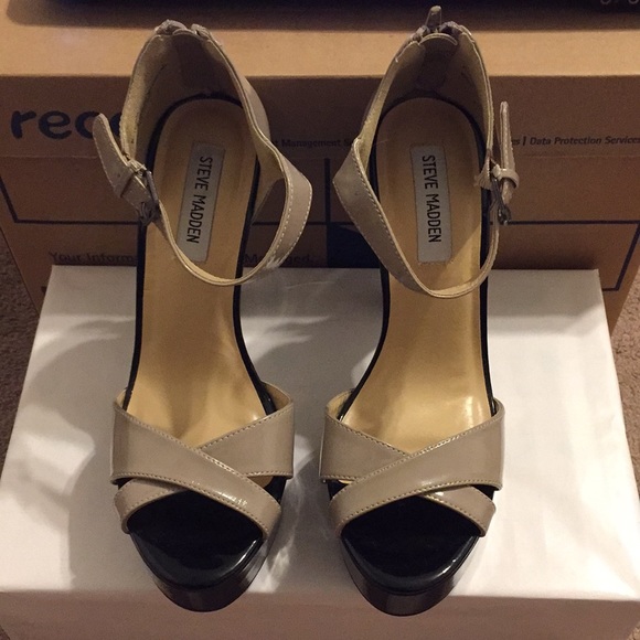 Steve Madden Heels - Picture 2 of 5